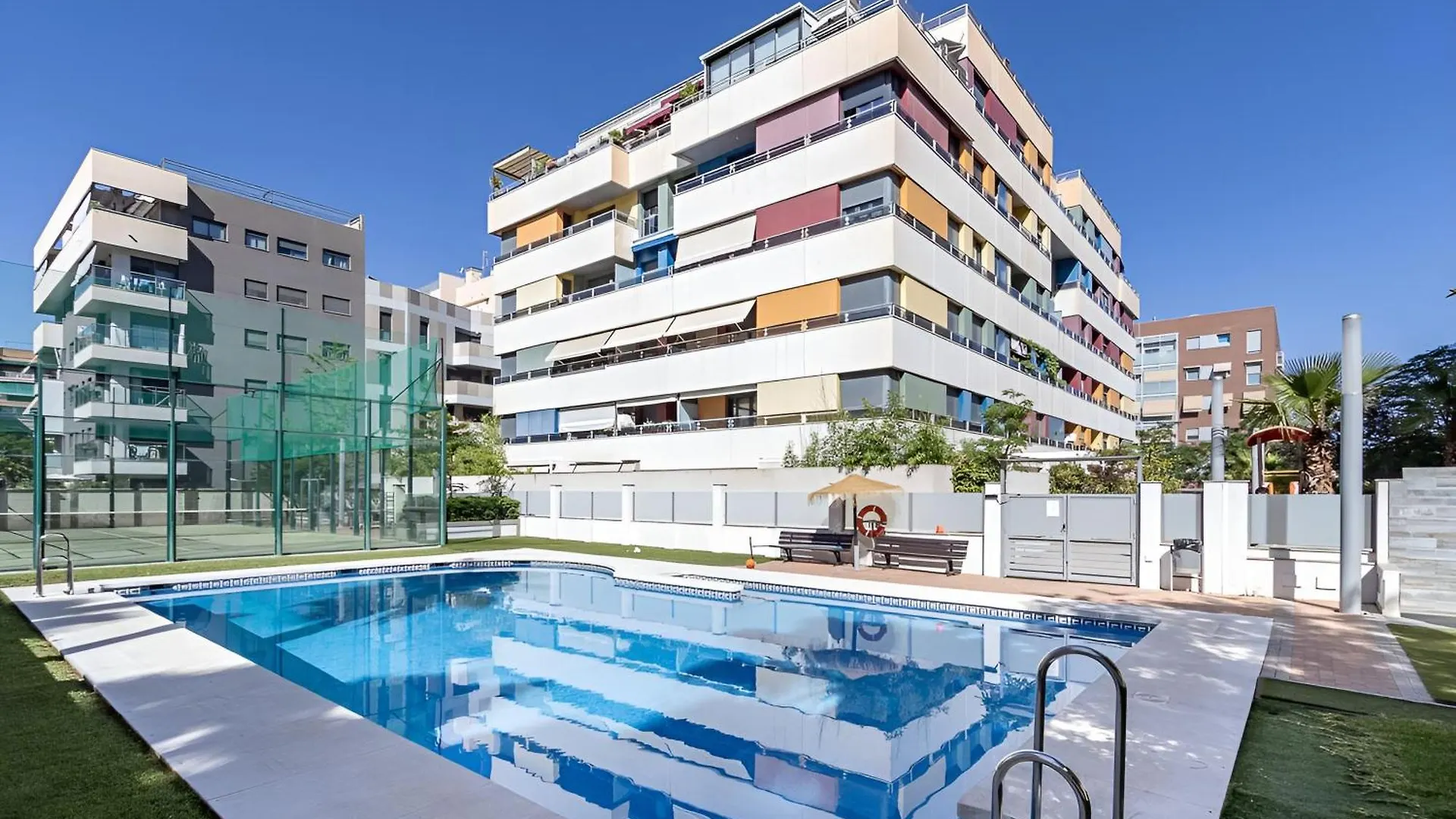 Apartamentos Arcoiris Grenade